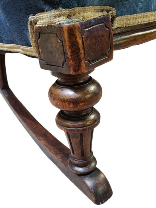 ANTIQUE VICTORIAN STYLE UPHOLSTERED ROCKING CHAIR C1880 - ADDITIONAL PHOTO 2