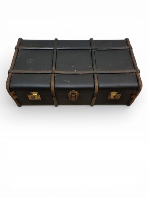 VINTAGE BLACK TRAVEL TRUNK ORIGINAL HARDWARE C1920 - ADDITIONAL PHOTO 2