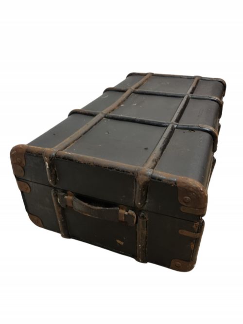 VINTAGE BLACK TRAVEL TRUNK ORIGINAL HARDWARE C1920 - ADDITIONAL PHOTO 9