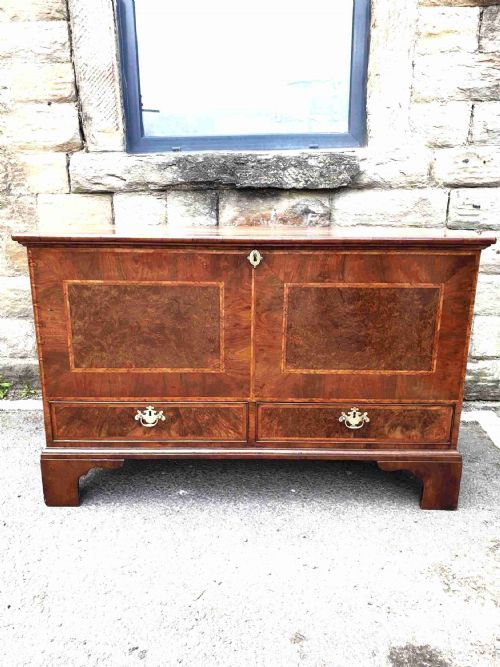 Early 18thc Walnut and Burr Walnut Mule Chest with Drawers