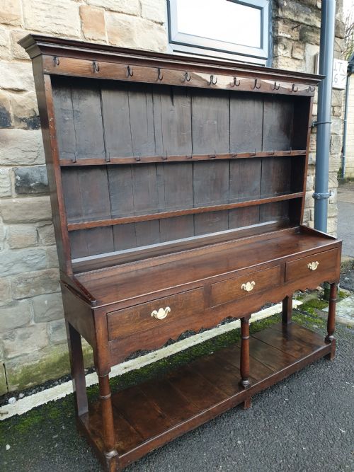 ANTIQUE OAK DRESSER WITH POT BOARD AND RACK SOUTH WALES - ADDITIONAL PHOTO 3