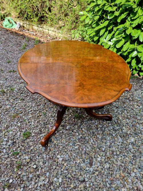 UNUSUAL ORIGINAL 19THCENTURY WALNUT OCCASIONAL TABLE - ADDITIONAL PHOTO 5