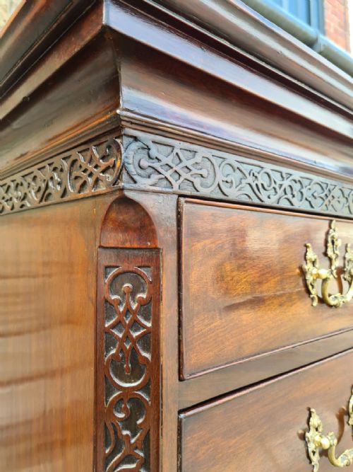 fig 1. GEORGIAN MAHOGANY CHIPPENDALE TYPE CHEST ON CHEST