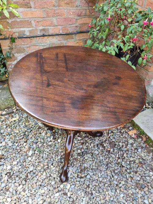 fig 1. GEORGIAN BIRDCAGE MAHOGANY ONE PIECE TRIPOD TABLE