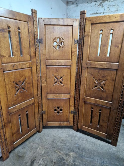 An Arts and Crafts Design 3 Fold Full Size Oak Screen