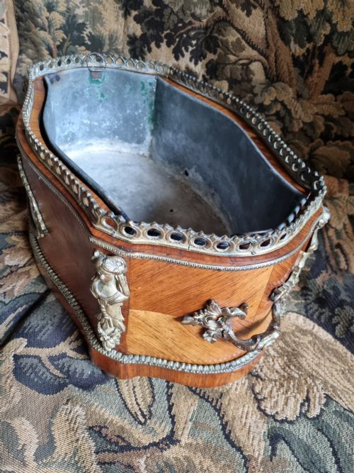 fig 1. 19THC FRENCH KINGWOOD,SEVRES PORCELAIN,ORMULU MOUNTED
JARDINIERE