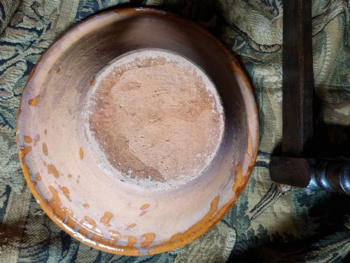 fig 1. A WONDERFUL ANTIQUE DECORATED LARGE SLIPWARE BOWL