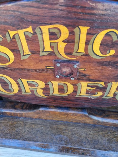 A ANTIQUE MASONIC HALL SIGN DOUBLE SIDED - ADDITIONAL PHOTO 5