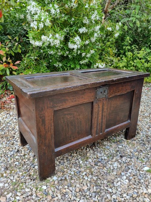 fig 2. A FINE SMALL MID 17THC OAK 2 PANELLED COFFER