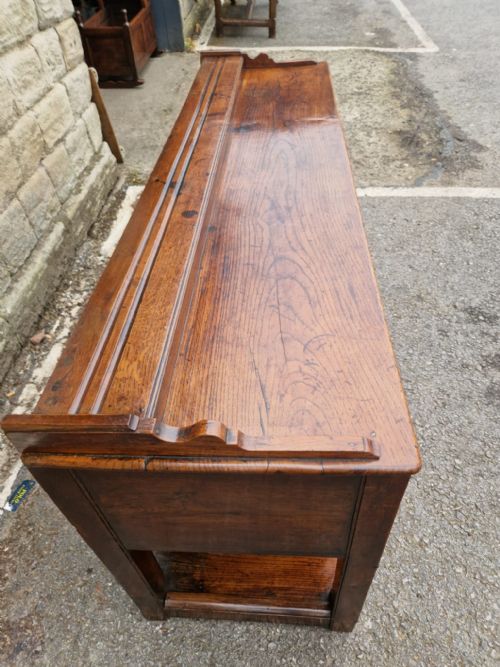 fig 1. 18TH C MID WALES OAK DRESSER BASE 168CMS L