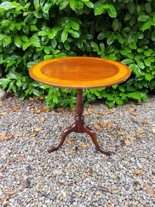 Georgian Mahogany /Satinwood Banded Tripod Table
