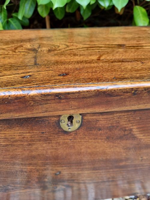 fig 1. A SMALL 18THC ELM 6 PLANK COFFER /BOX