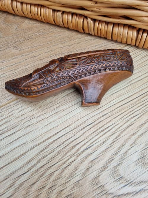 L18thc Quality Yew Wood Chip Carved Snuff Shoe