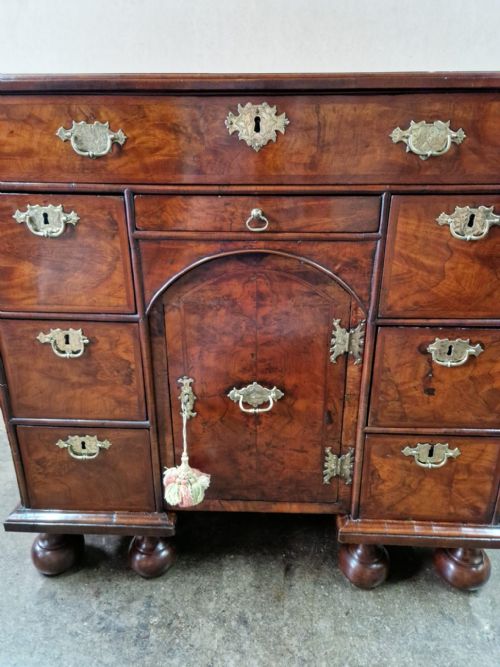 fig 2. SUPERB WILLIAM AND MARY WALNUT KNEEHOLE DESK (WITH SAFE)
