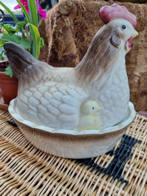 A "Hen on Nest" Pottery 2 Pc Egg Container