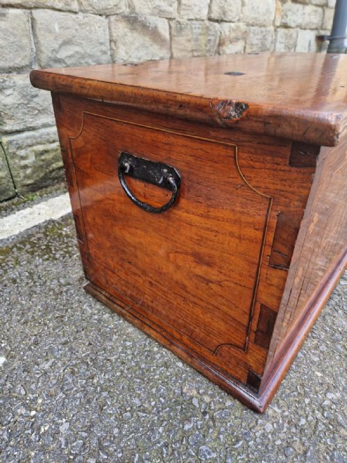 fig 1. LATE 17THC SMALL INLAID ITALIAN CEDARWOOD COFFER/BOX