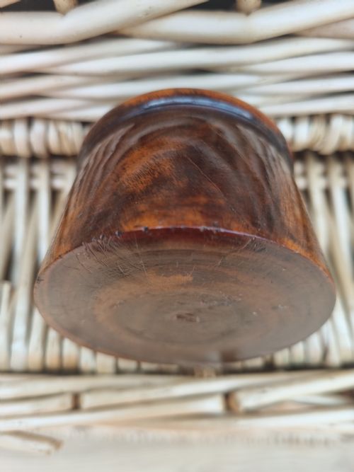 fig 1. 18THC COROMANDEL ROUND WEIGHT