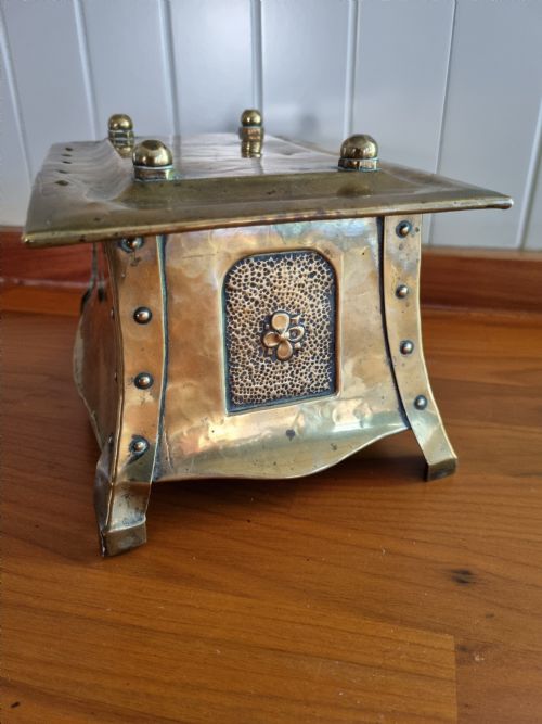 fig 1. ARTS AND CRAFTS BRASS BOX C1900