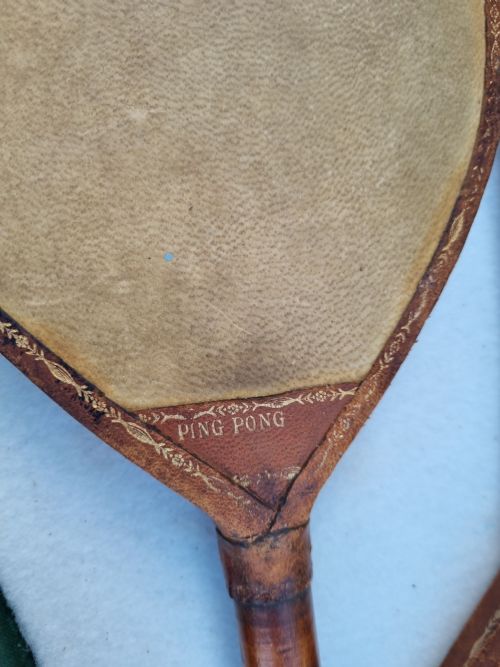 RARE PAIR OF BOXED PING PONG TABLE TENNIS BATS IN BOX - ADDITIONAL PHOTO 1