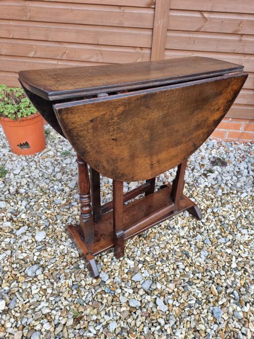 SMALL WELL PATINATED E18THC OAK GATELEG TABLE SLEIGH BASE - ADDITIONAL PHOTO 4