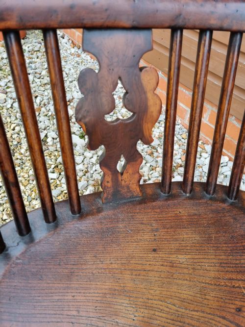 fig 2. GOOD LARGE YEWTREE CRINOLINE STRETCHER WINDSOR ARMCHAIR