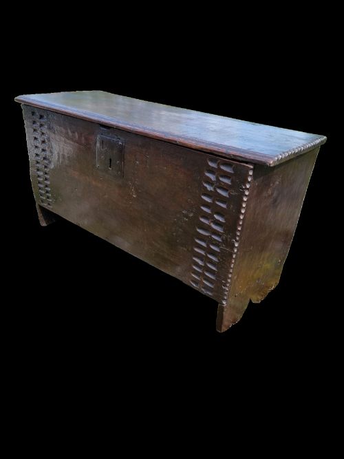 EARLY 17THC WEST COUNTRY OAK COFFER C1610 - ADDITIONAL PHOTO 1