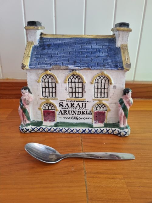 Massive L18thc/e19thc Prattware Money Box