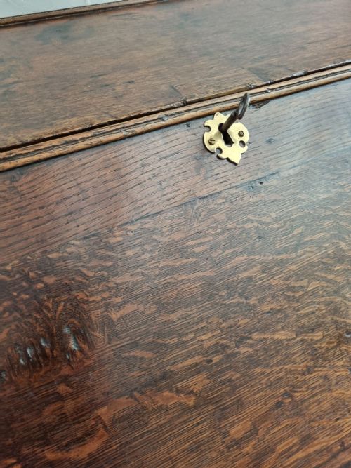 LATE 17THC OAK BUREAU SMALL - ADDITIONAL PHOTO 3