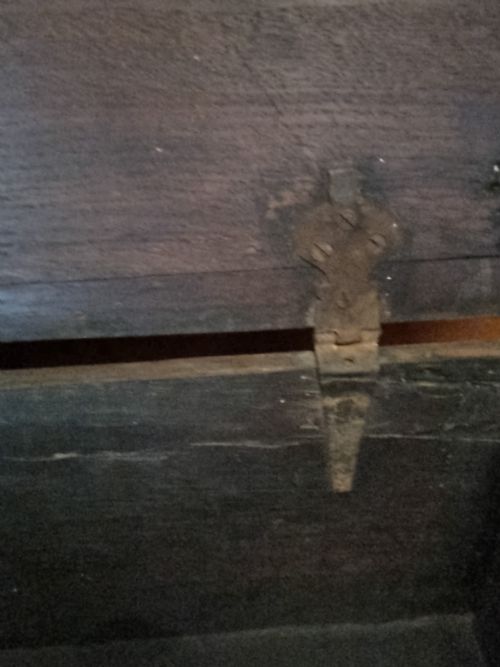 fig 1. 17TH C OAK BIBLE BOX WITH ORIGINAL CARVING
