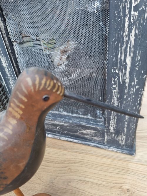 fig 1. A WOODEN WADING BIRD ON A STAND