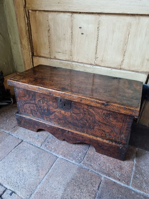 SCARCE ORIGINAL MID 17THC ITALIAN CEDARWOOD COFFER - ADDITIONAL PHOTO 5