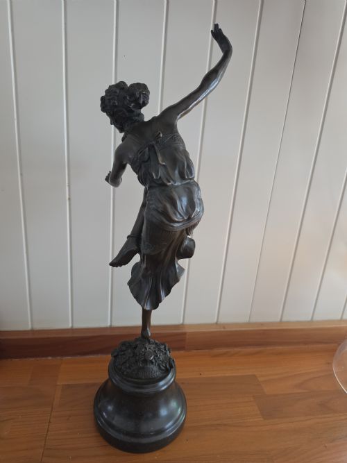 A SIGNED C J R COLINET FRENCH BRONZE OF A DANCING GIRL - ADDITIONAL PHOTO 3