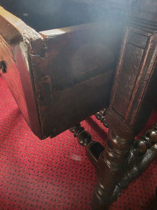 17THC OAK AND INLAID 2 DRAWER ENGLISH SIDE TABLE C1660 - ADDITIONAL PHOTO 8