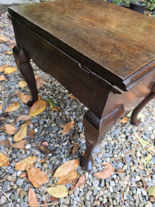 AN E 18THC OAK STOOL ON CABRIOLE LEGS - ADDITIONAL PHOTO 4