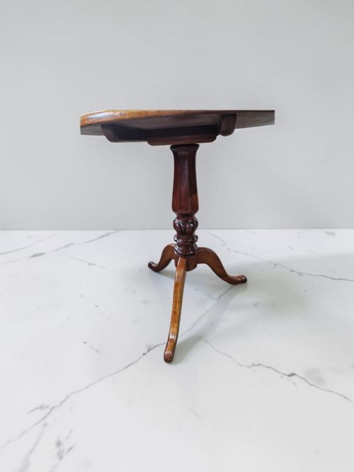 GENUINE PAIR OF 19THC MAHOGANY TRIPOD TABLES - ADDITIONAL PHOTO 2