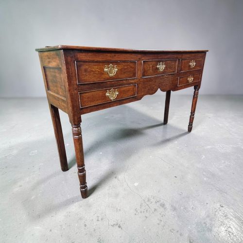 ANTIQUE SMALL L18THE19THC OAK DRESSER BASE - ADDITIONAL PHOTO 1