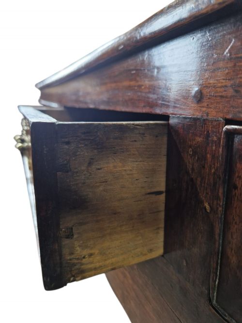 ANTIQUE SMALL L18THE19THC OAK DRESSER BASE - ADDITIONAL PHOTO 5