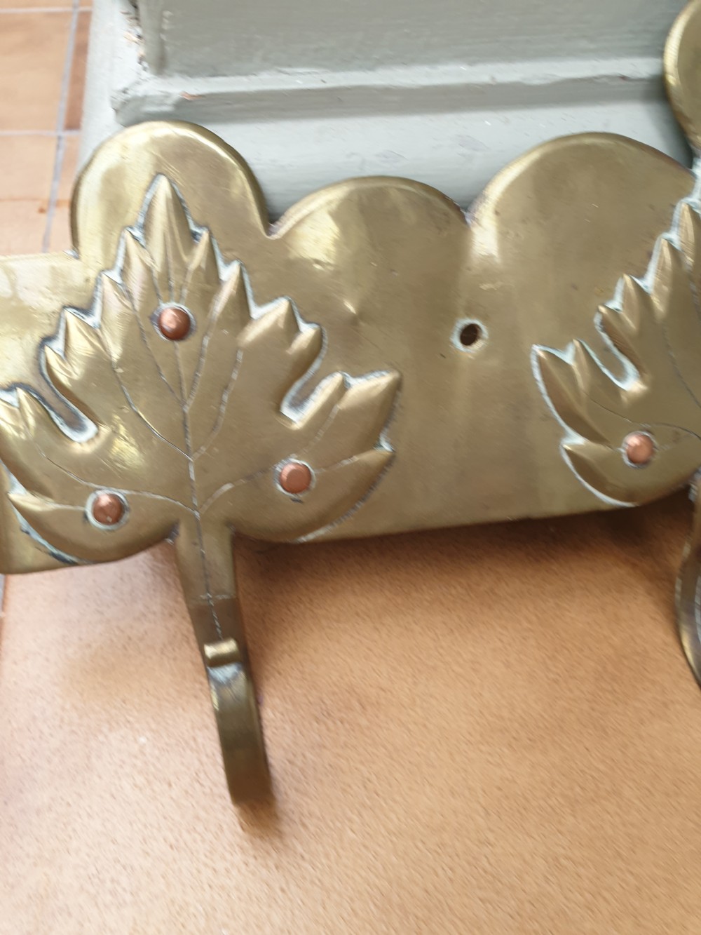 A SCARCE SCOTTISH BRASS ARTS AND CRAFTS WALL COAT HANGER View III