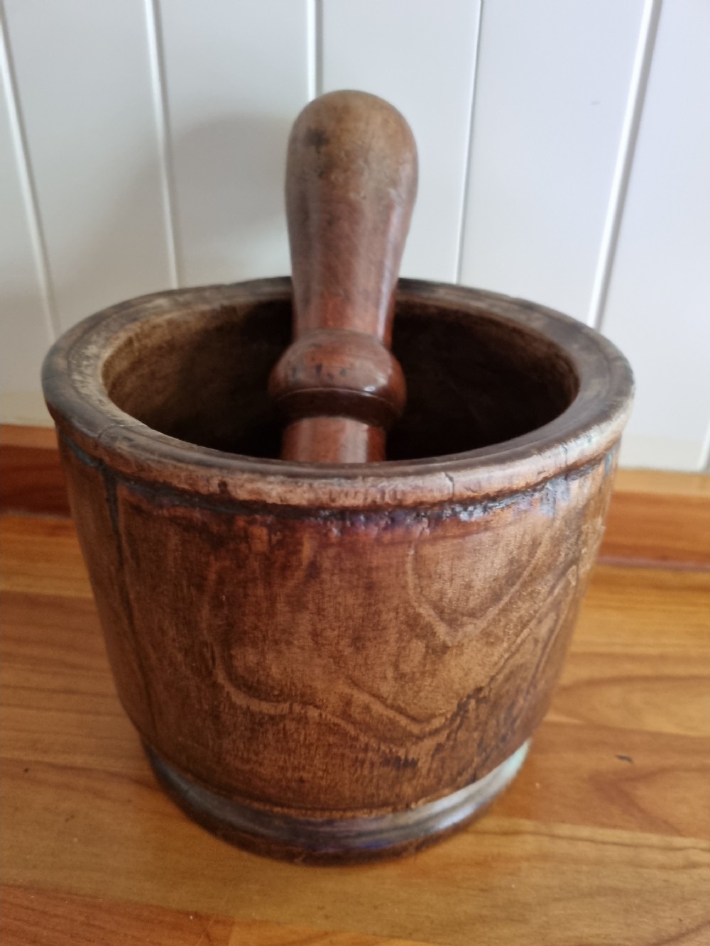 GOOD  18THC SYCAMORE MORTAR AND PESTLE