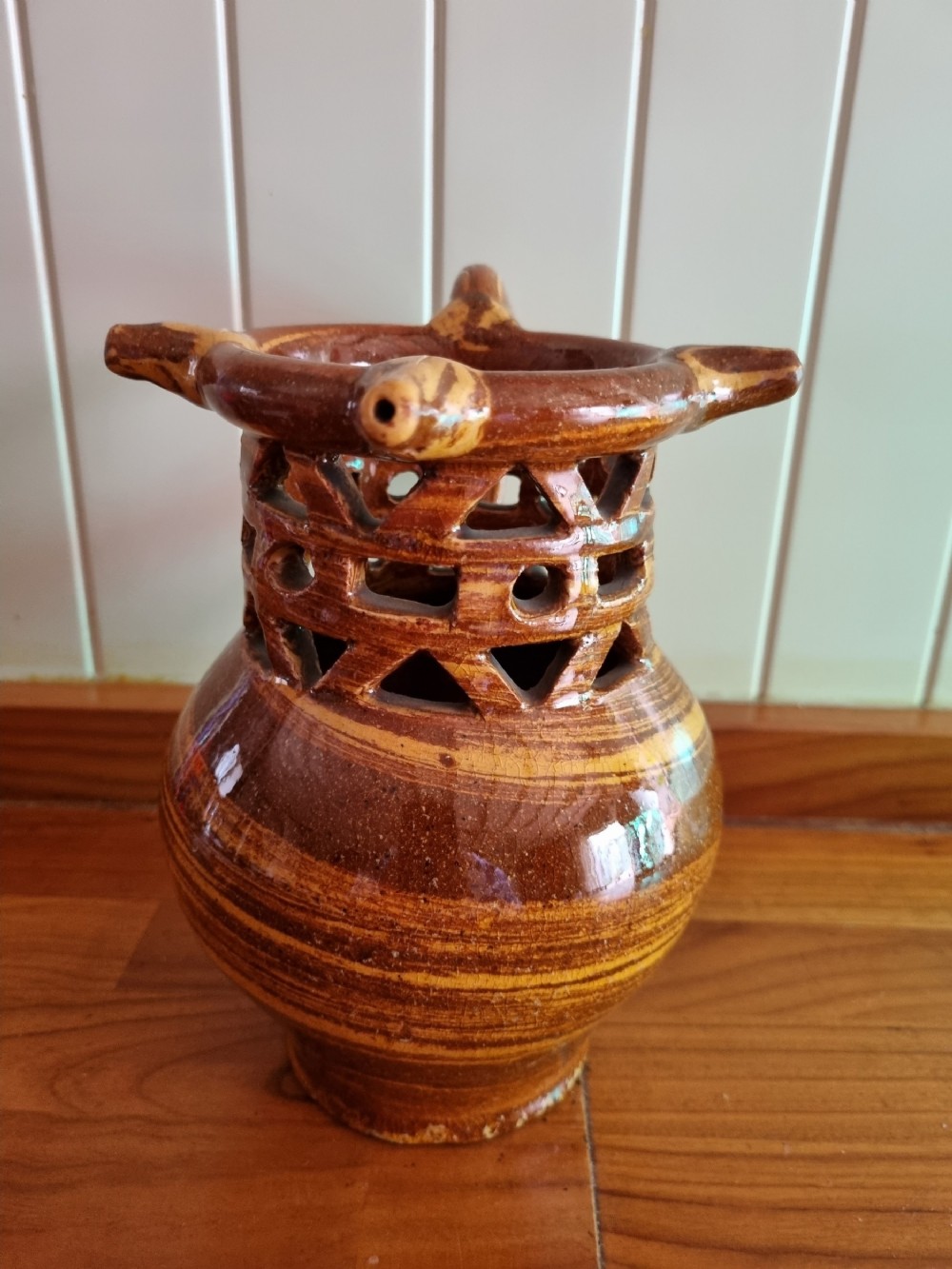A LARGE 19THC SLIPWARE WEST COUNTRY PUZZLE JUG 
