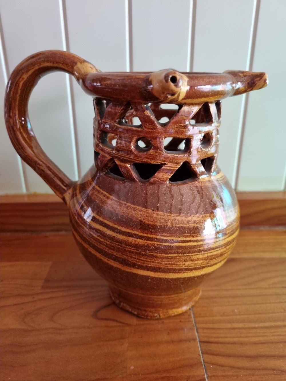 A LARGE 19THC SLIPWARE WEST COUNTRY PUZZLE JUG  View VI