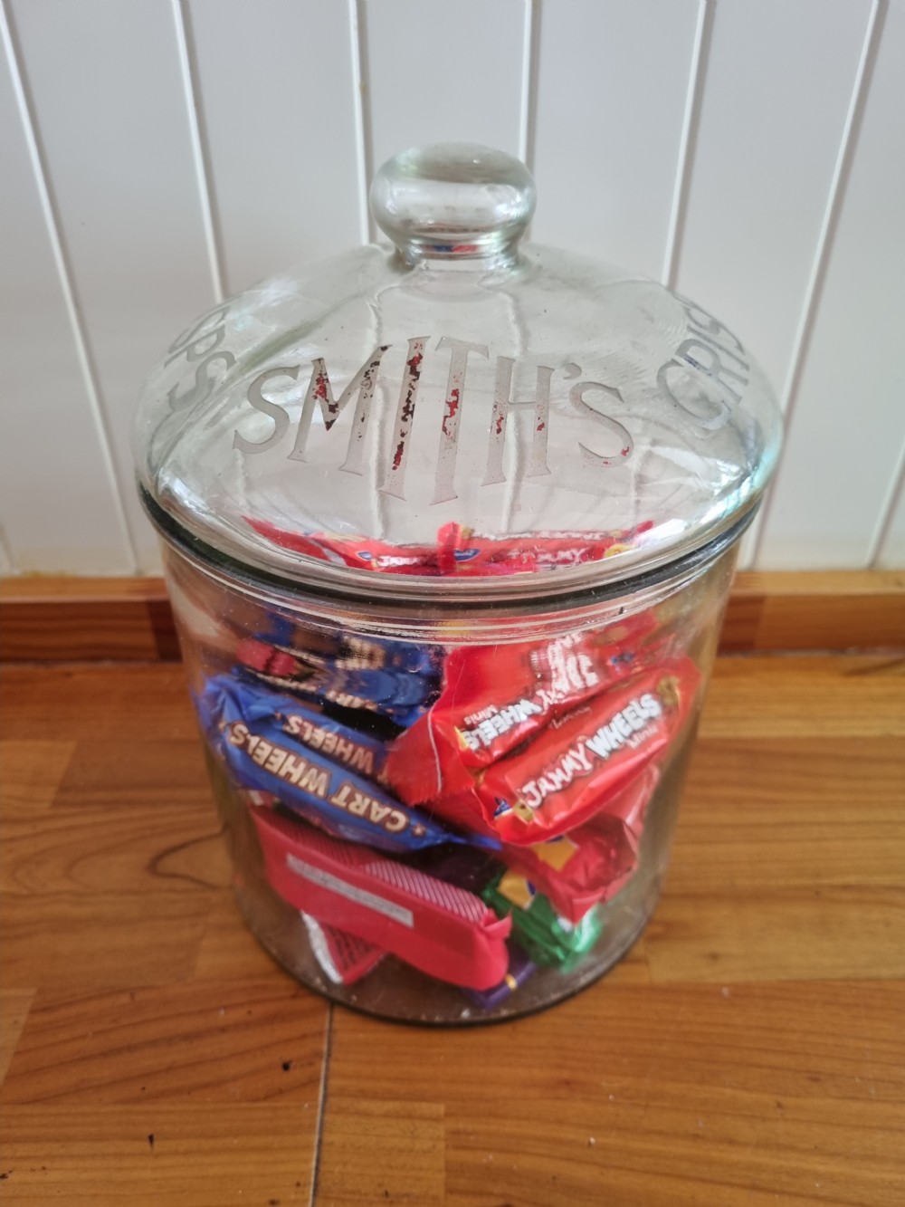 A LARGE SMITHS CRISPS SHOP RETAIL JAR  View V