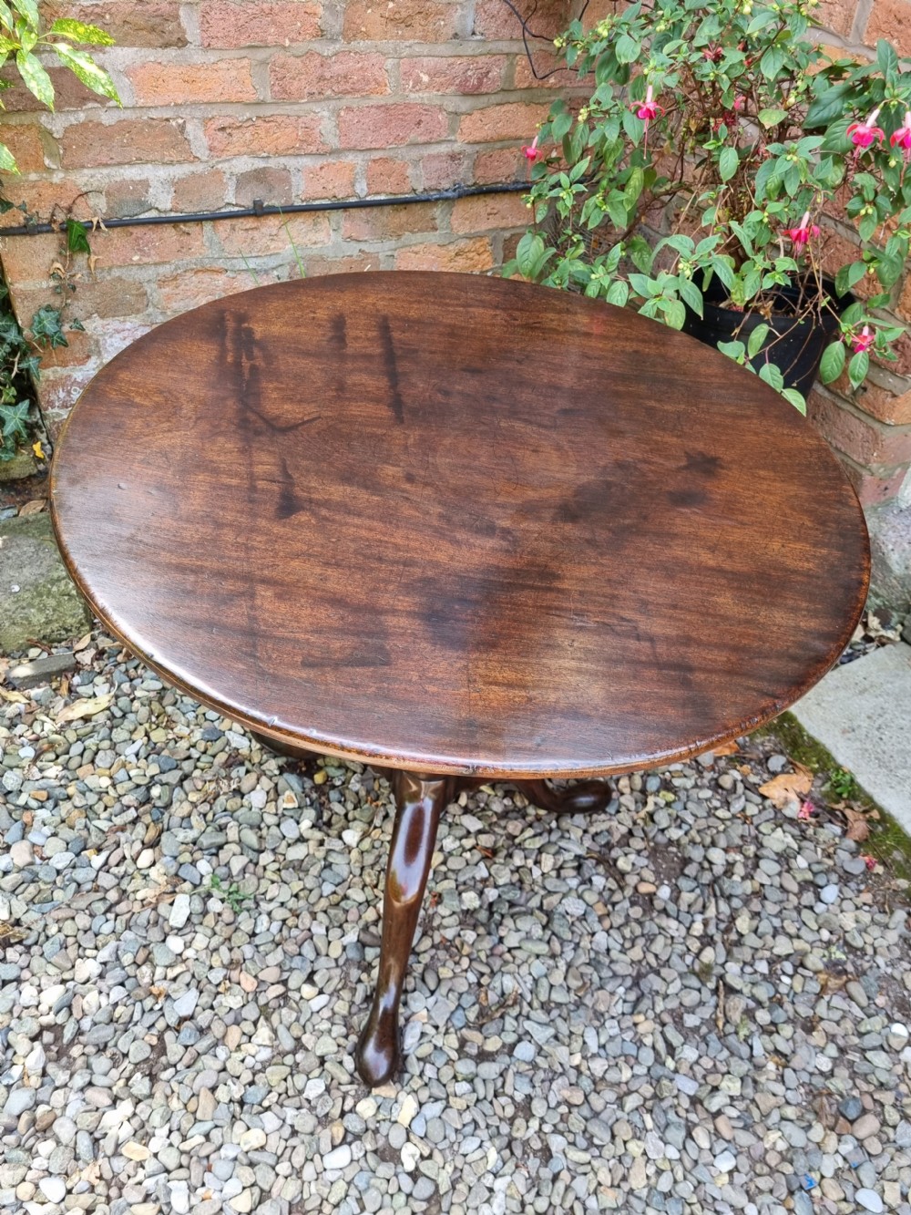 GEORGIAN BIRDCAGE MAHOGANY ONE PIECE TRIPOD TABLE
 View II