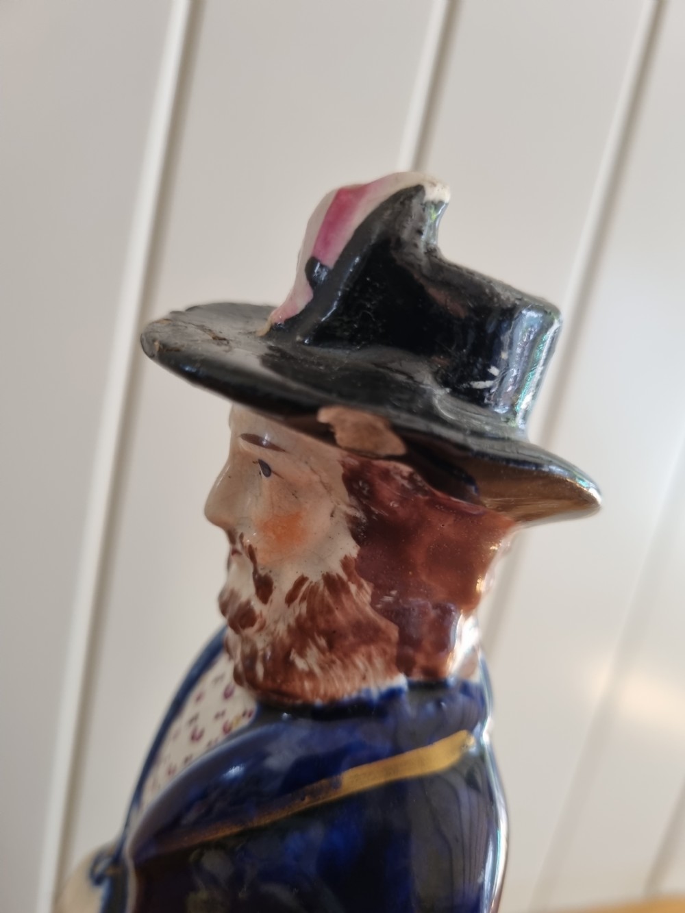  19THC STAFFORDSHIRE FIGURE OF LAGOS KOSSUTH View II