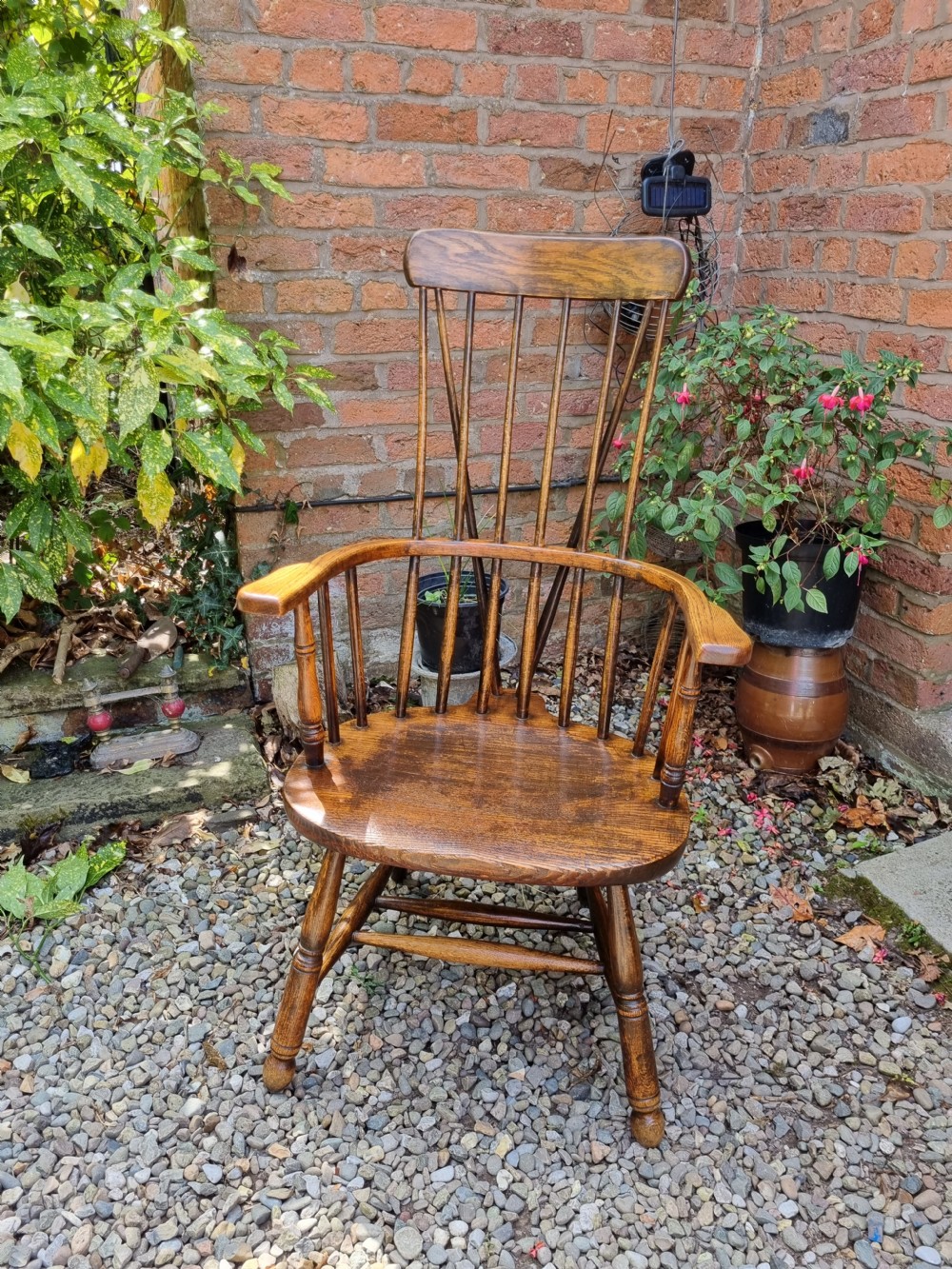 NAIVE  19THC HIGH BACK WINDSOR TYPE ARMCHAIR View VII