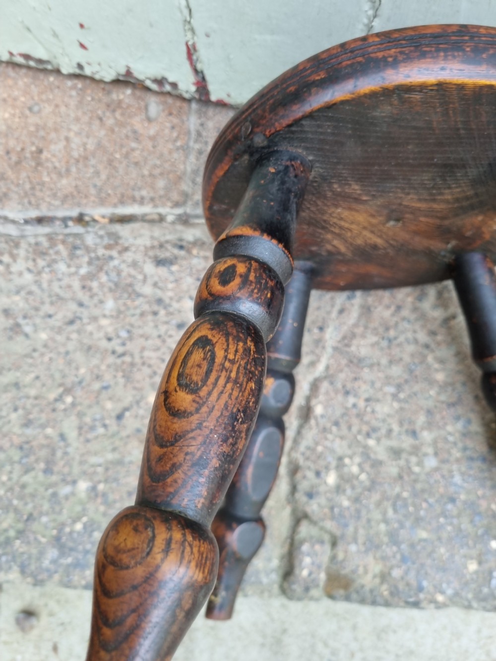 19thc WELSH ELM SMALL 4 LEGGED STOOL/SAMPLE PIECE View IV