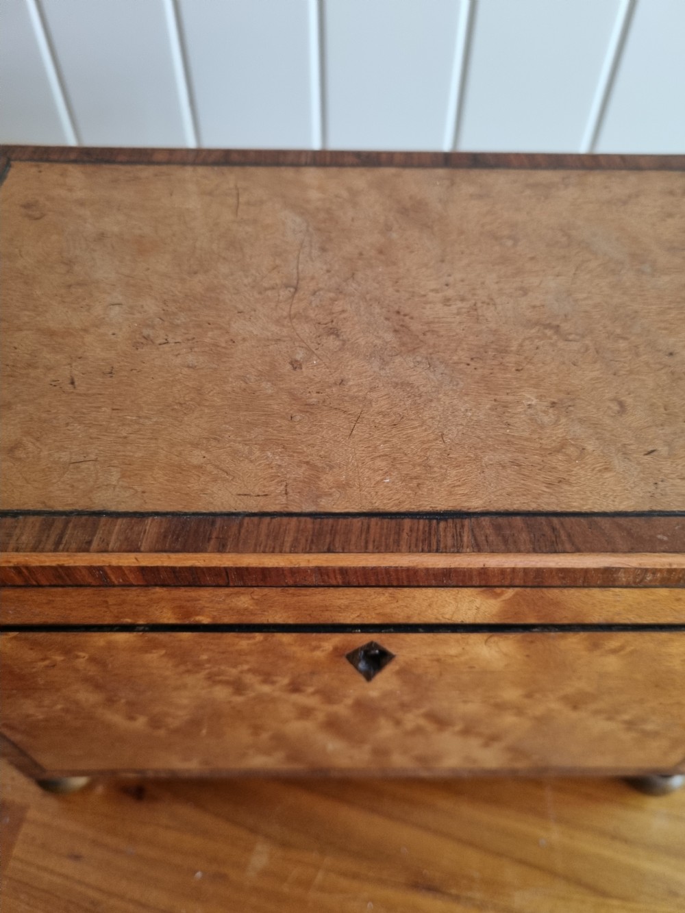 GEORGIAN BIRDS EYE MAPLE AND ROSEWOOD BANDED TEA CADDY View IV