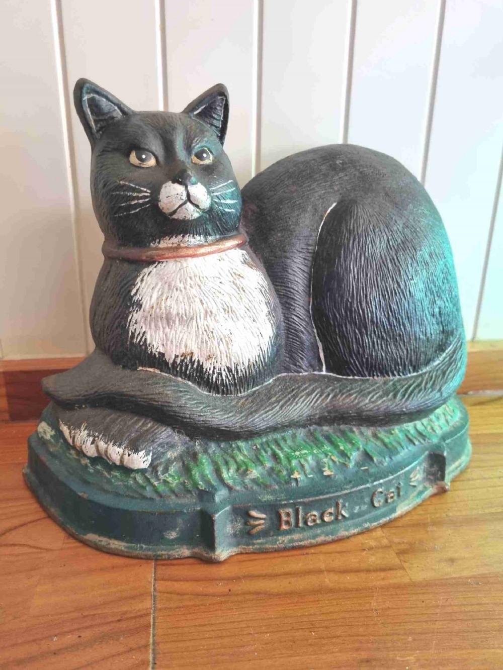 VINTAGE PAINTED BLACK CAT CAST IRON DOOR STOP 