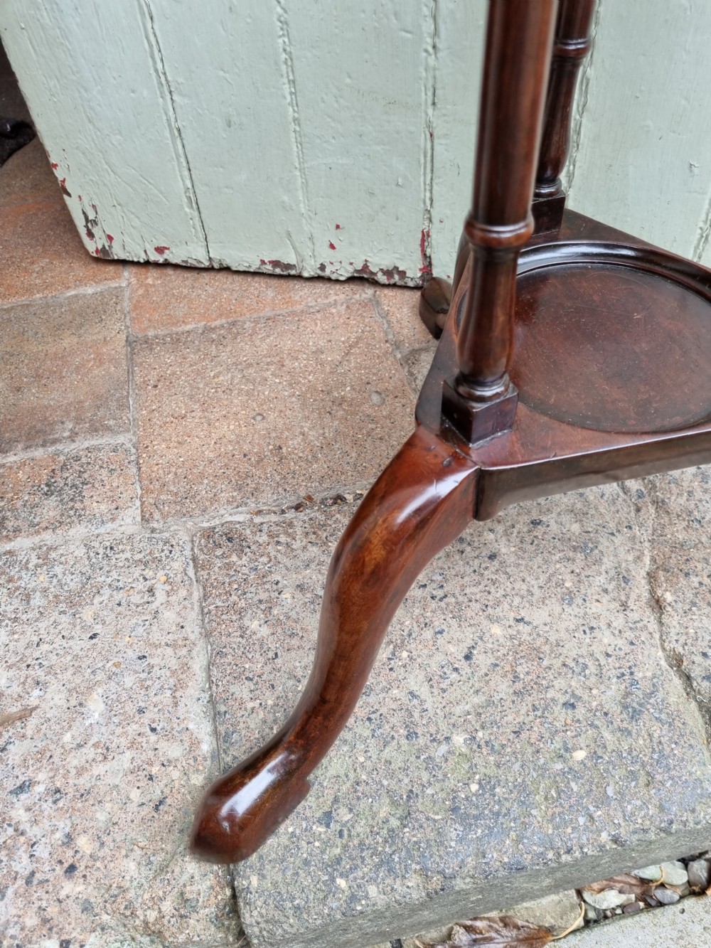 A GOOD MAHOGANY EARLY GEORGIAN WIG STAND/ BEDROOM STAND COMPLETE. View III