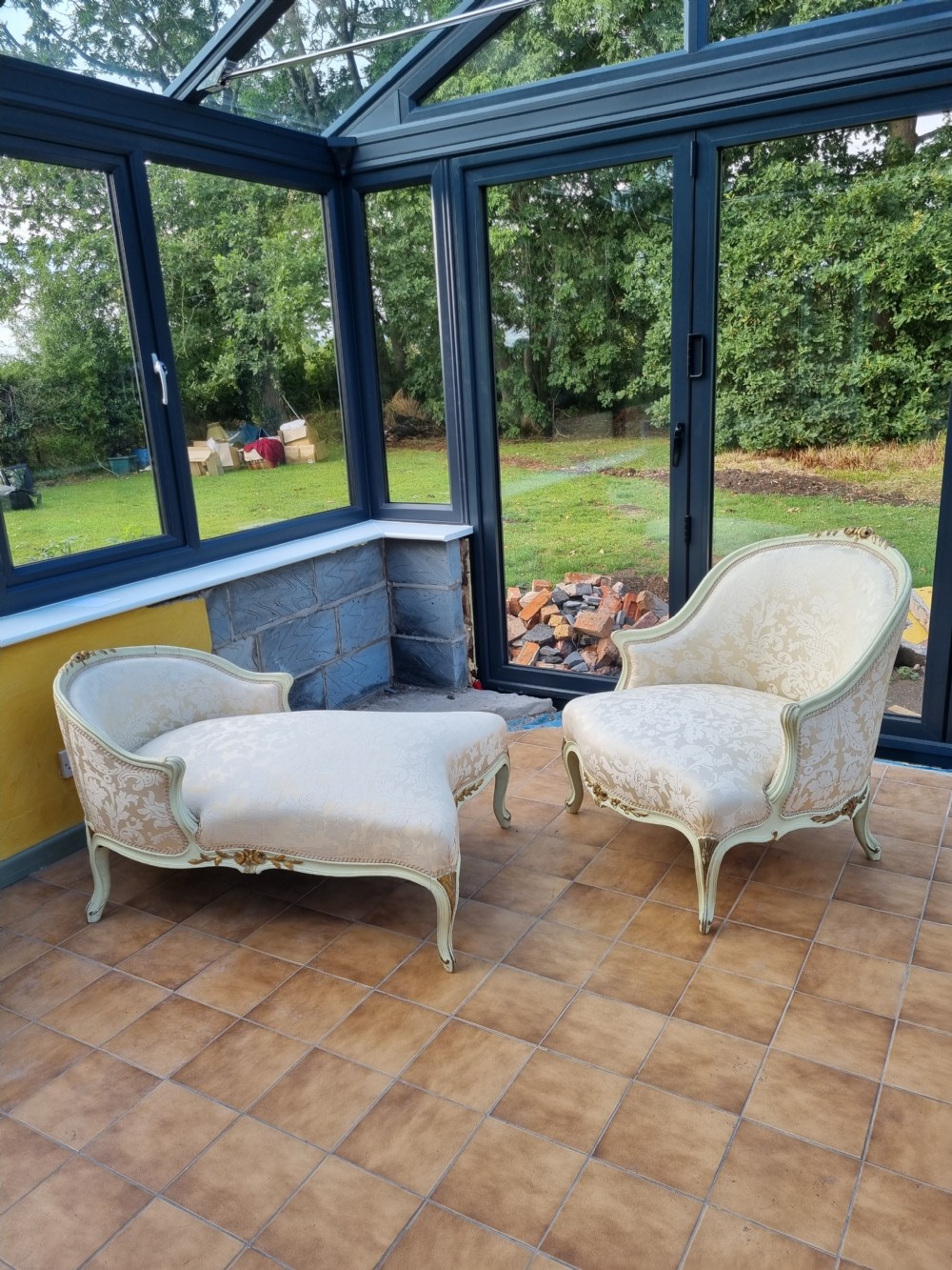 SUPERB 19TH C DUCHESSE BRISEE 2 PART SETTEE 
 View V